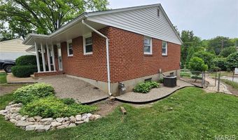9117 Tiber Ct, Affton, MO 63123