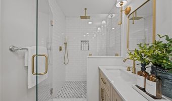 1705 Wampanoag Trl, Barrington, RI 02806