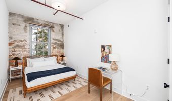 901 KING St 202, Alexandria, VA 22314