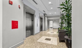 880 N POLLARD St N 224, Arlington, VA 22203