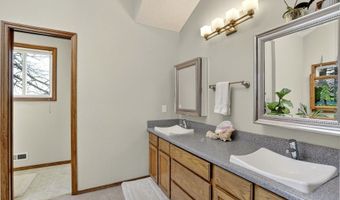 6656 SW 162ND Dr, Beaverton, OR 97007