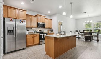 5361 Overland Dr, Biloxi, MS 39532