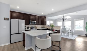 39 Thoreau Dr, Ashville, OH 43103