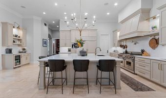 6830 N PURDY Pkwy, Appleton, WI 54913