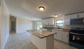 1032 County Road A-409, Ava, MO 65608