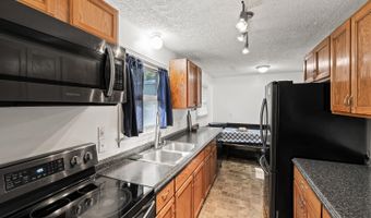 212 Ogden Rd, Altavista, VA 24517