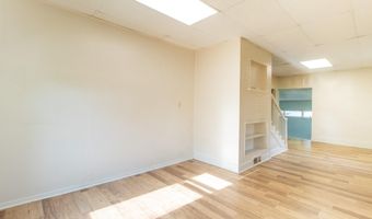 407 W MARTIN St, Abingdon, IL 61410