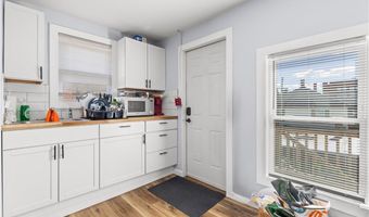 152 Washington St, Central Falls, RI 02863