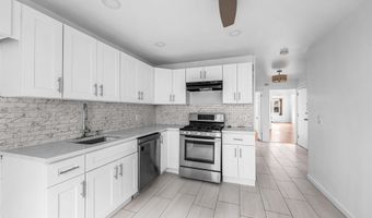 172 W 49TH St 1, Bayonne, NJ 07002