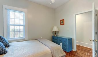 534 E Gordon Ln, Savannah, GA 31401