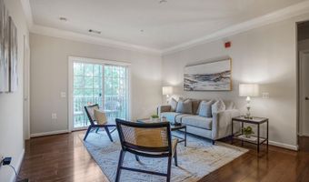 20600 HOPE SPRING Ter 202, Ashburn, VA 20147