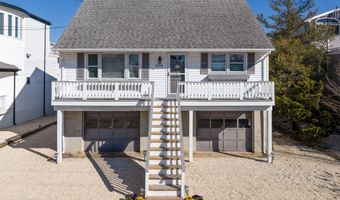 2006 CENTRAL Ave, Barnegat Light, NJ 08006