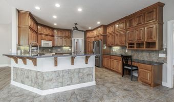 15 Binefar Ln, Hot Springs Village, AR 71909