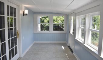 81 Belmont Ave, Belfast, ME 04915