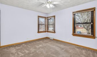 6919 Greenholly Dr, Affton, MO 63123