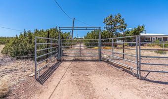 12 Navajo Dr, Concho, AZ 85924