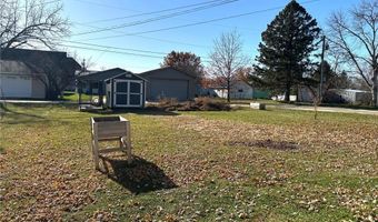 505 NW Bergen St, Adams, MN 55909