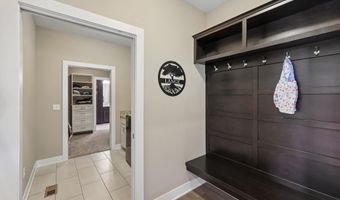 2122 Leopold Dr, Ames, IA 50010