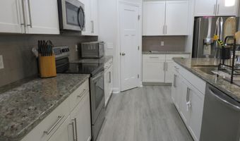 222 Vanderbuilt Ct, Aberdeen, NC 28315
