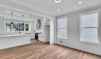 12 Outsail Ave, Barnegat, NJ 08005