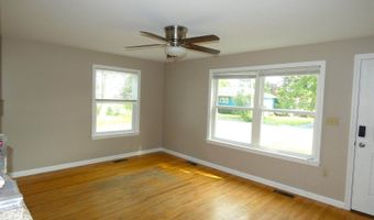 5 Mayflower Rd, Augusta, ME 04330