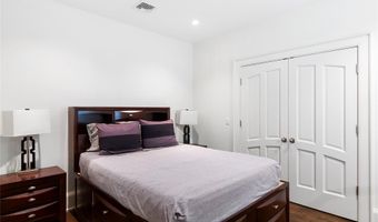 20 Devonshire Ln, Amagansett, NY 11930