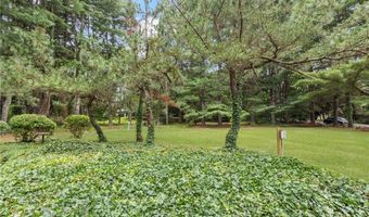 10 Abbott Valley View Dr, Cumberland, RI 02864