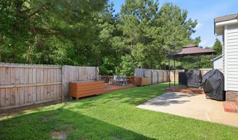 322 Tamarack Dr, Ayden, NC 28513