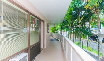 1330 Wilder Ave 212, Honolulu, HI 96822