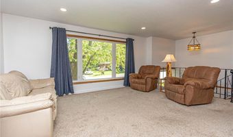 102 Ross Gdn NW, Alexandria, MN 56308