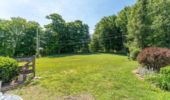 102 Pumpkin Hill Rd, Ashford, CT 06278