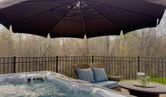 7 Champagne Ter, Bedford, NH 03110