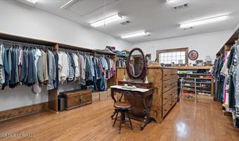 3826 Mississippi 18, Brandon, MS 39042