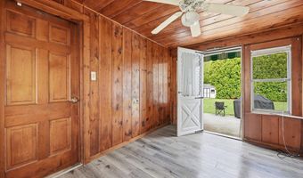 55 River Rd, Agawam, MA 01001