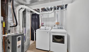 1013 Yuma Ave, Ames, IA 50014