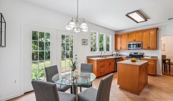 42924 MAPLEGROVE Ct, Ashburn, VA 20147
