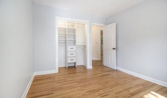1122 Mixtwood St, Ann Arbor, MI 48103