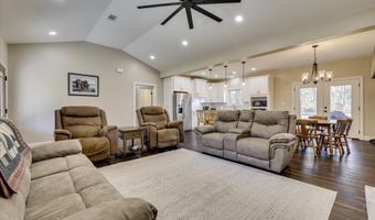 10596 Sand Valley Rd, Avera, GA 30803