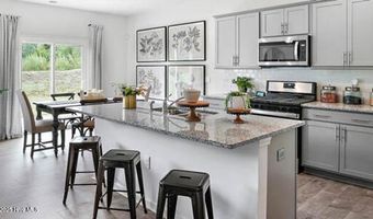1055 Queensland Ln, Ayden, NC 28513