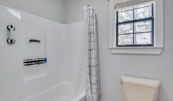 353 Little Creek Dr, Batesburg Leesville, SC 29070