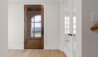 10946 London Tower Pl 64, Apison, TN 37302