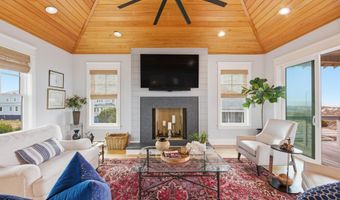 25 Sandspur Trl, Bald Head Island, NC 28461