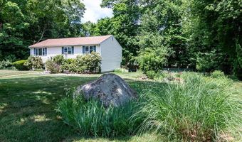 5 Lions Dr, Coventry, RI 02816