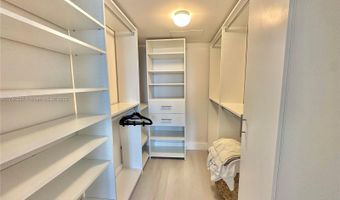 10275 Collins Ave 429, Bal Harbour, FL 33154