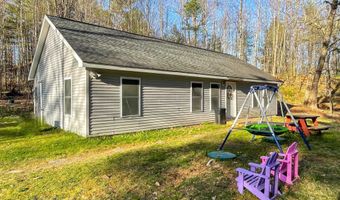 1496 Fairground Rd, Bradford, VT 05033