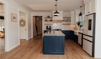 41 Wintergreen Way, Glocester, RI 02814