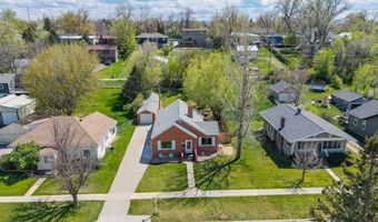 1032 Kingsbury St, Belle Fourche, SD 57717