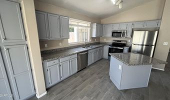 1690 E Countrywalk Ln, Chandler, AZ 85225