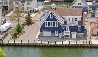 247 Pine Dr, Bayville, NJ 08721