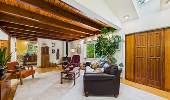 402 Tanglewood Rd, Arcata, CA 95521